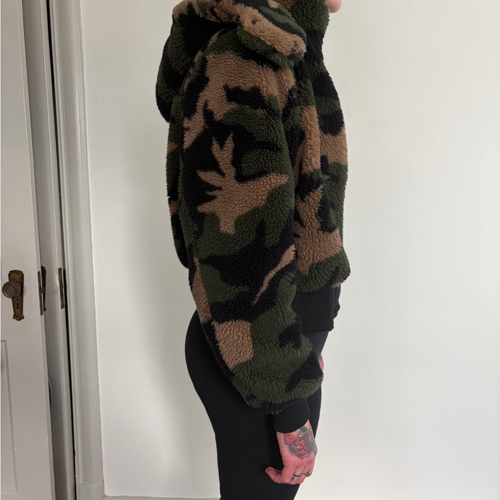 Noli Camouflage Teddy Jacket - Picture 2 of 7
